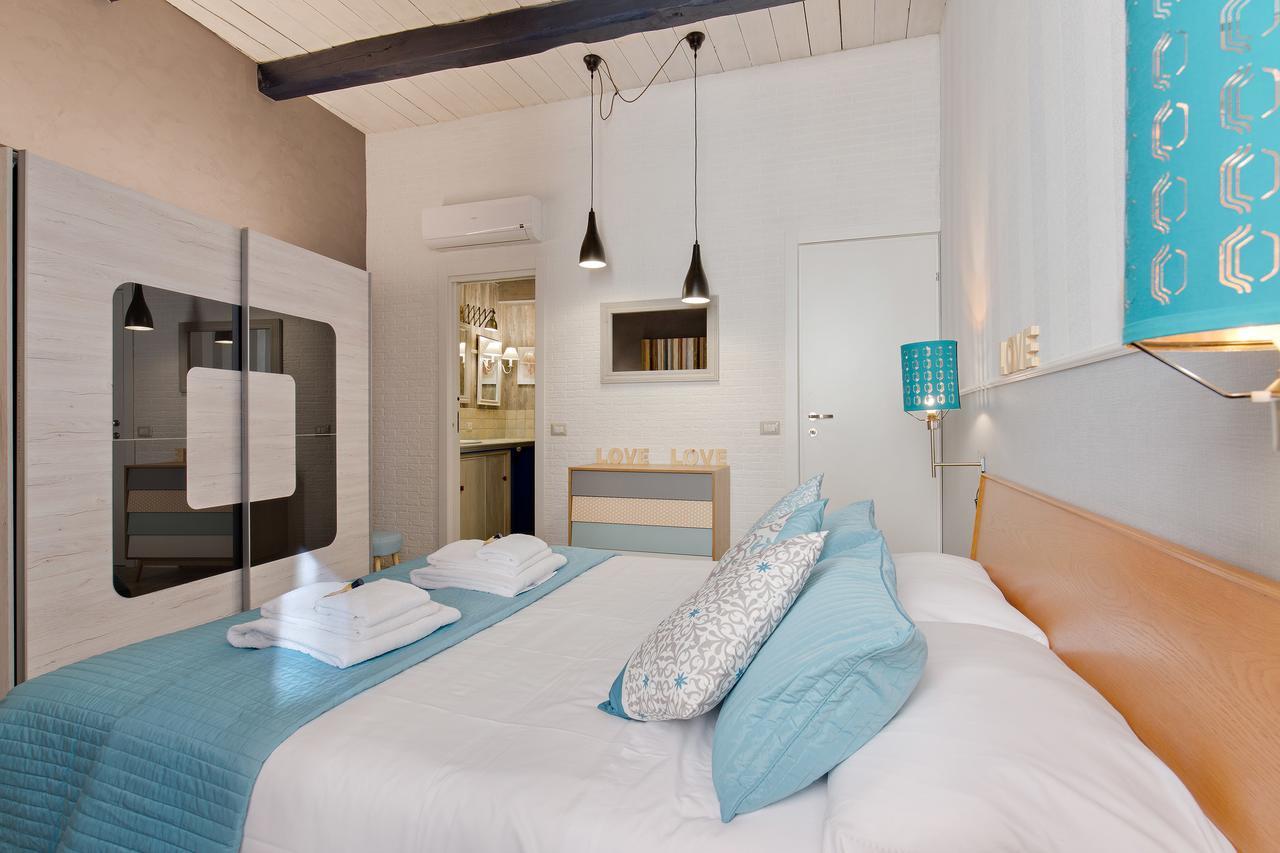 Rome As You Feel - Design Apartment At Colosseum Екстер'єр фото
